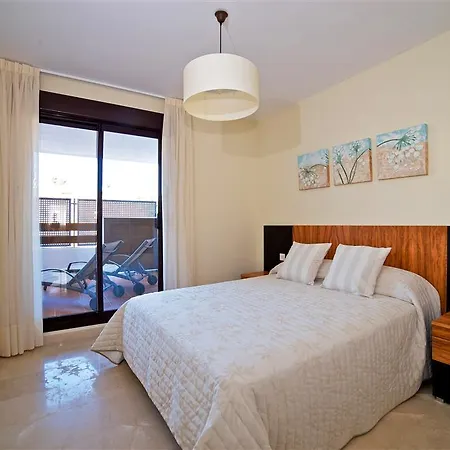 Ξενοδοχείο Tryp Valle Romano Εστεπόνα